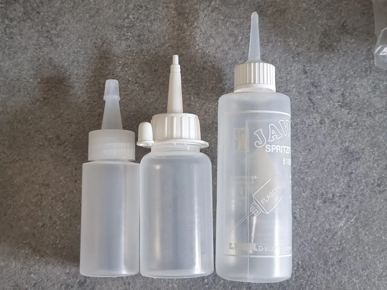 Billede 1 - Små plastik flasker