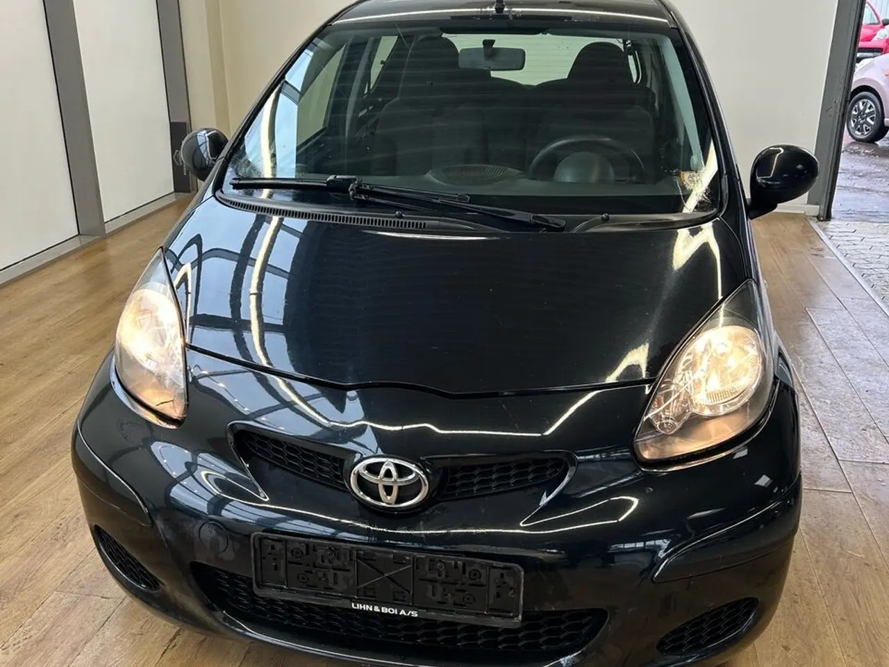 Billede 3 - Toyota Aygo 1,0 VSC 68HK 3d