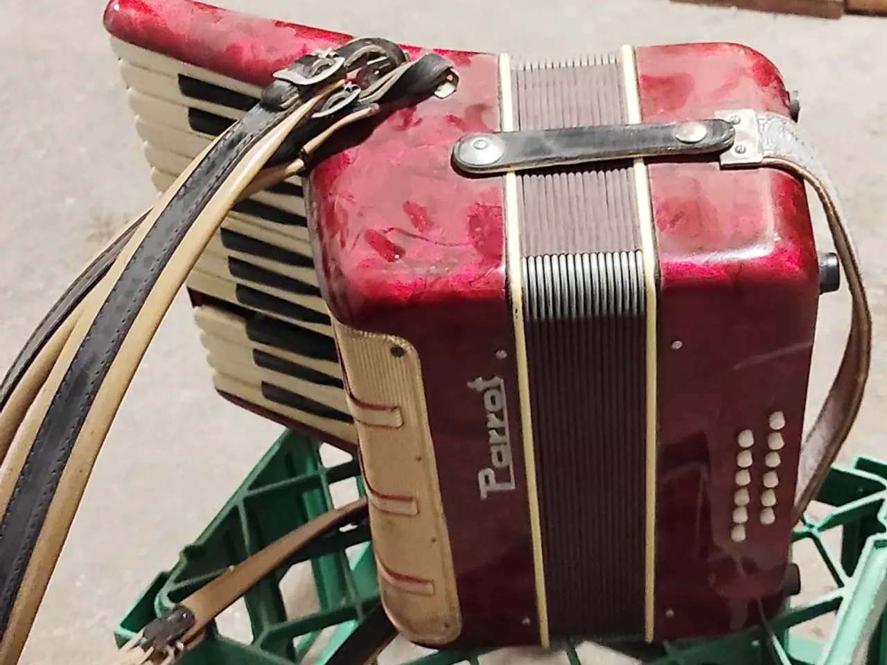 Billede 4 - Parrot harmonika mangler en tangent