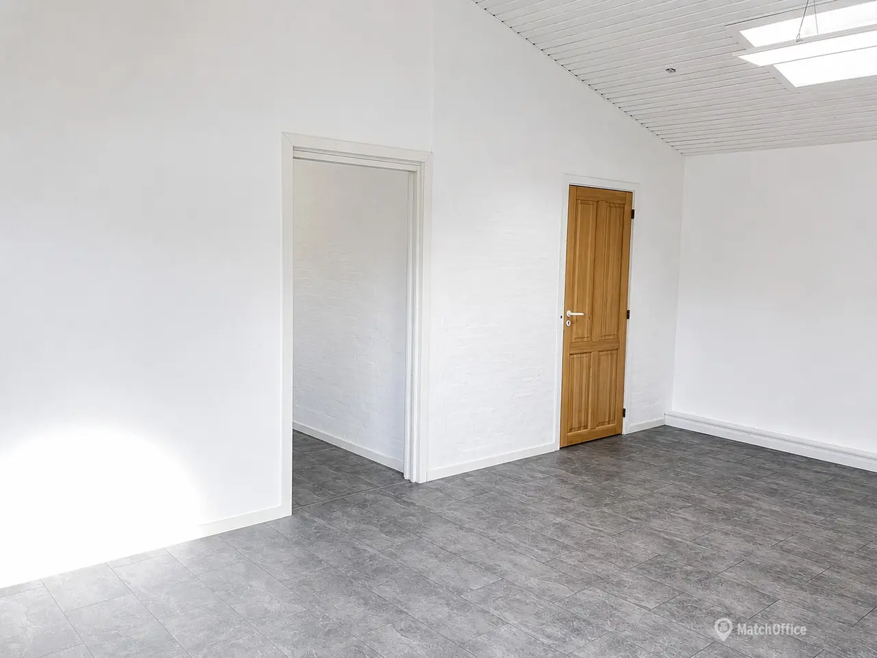 Billede 8 - Velbeliggende og lyst klinik-/behandlerlokale i Bording ErhvervsPark