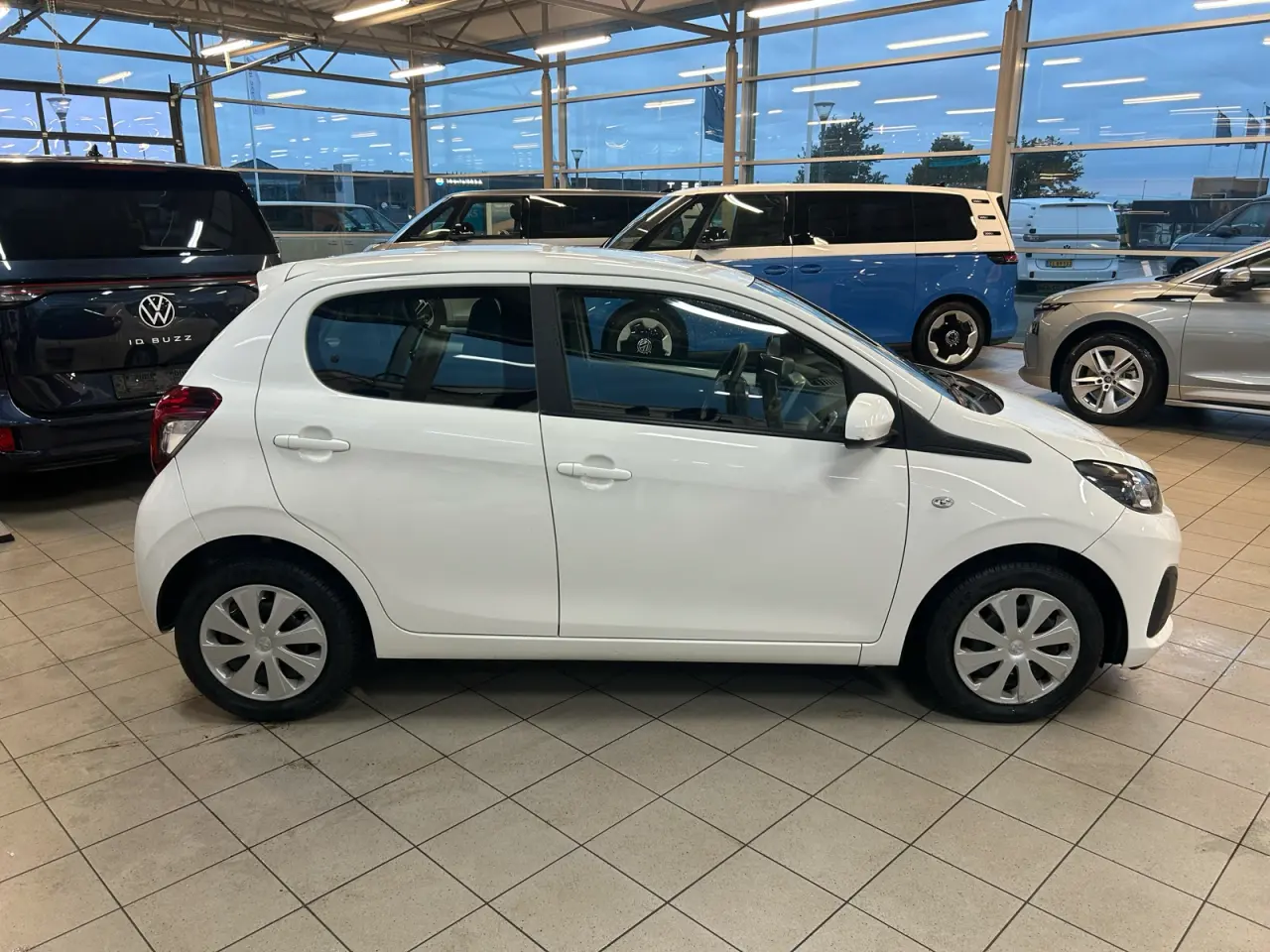 Billede 3 - Peugeot 108 1.0 – 2015 – Kun 53.000 km
