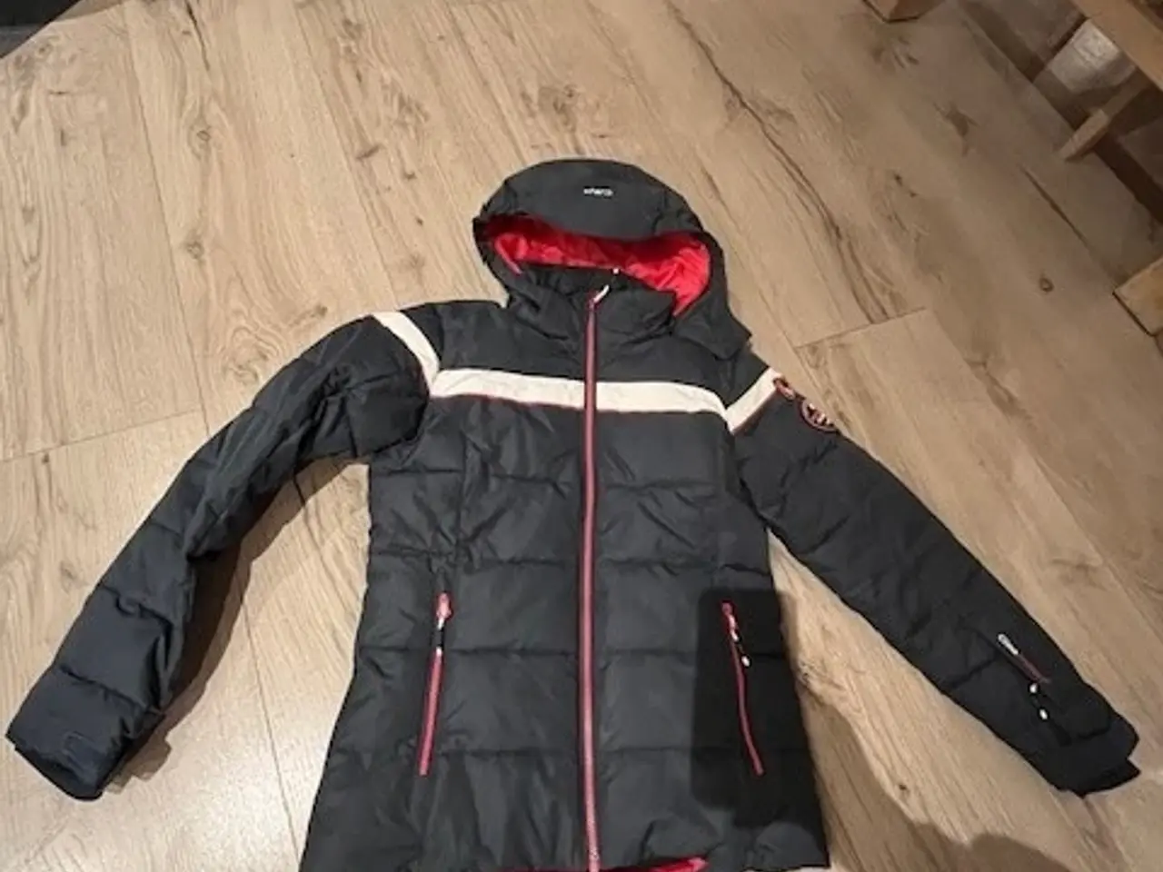 Billede 1 - Skijakke str 164 sælges