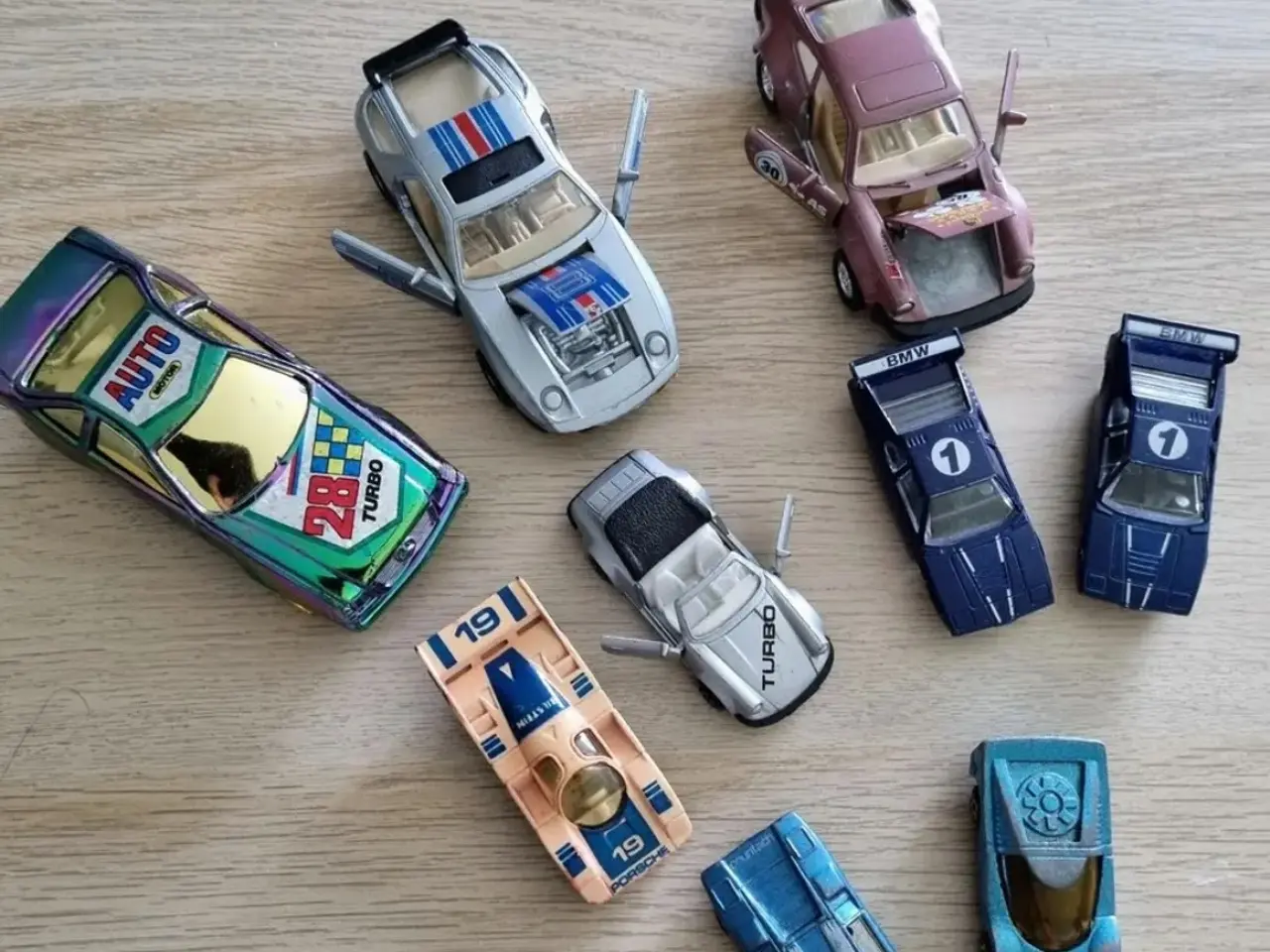 Billede 9 - Vintage samling af legetøjsbiler ( 9 stk) 🚘🛻