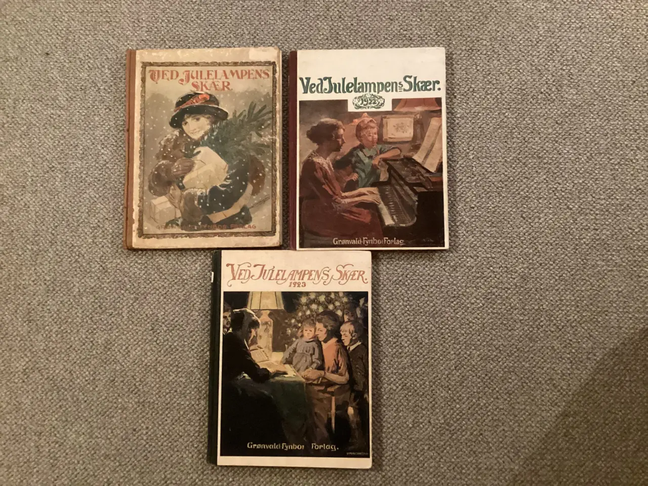 Billede 2 - Julelampens skær fra 1920erne indbundne