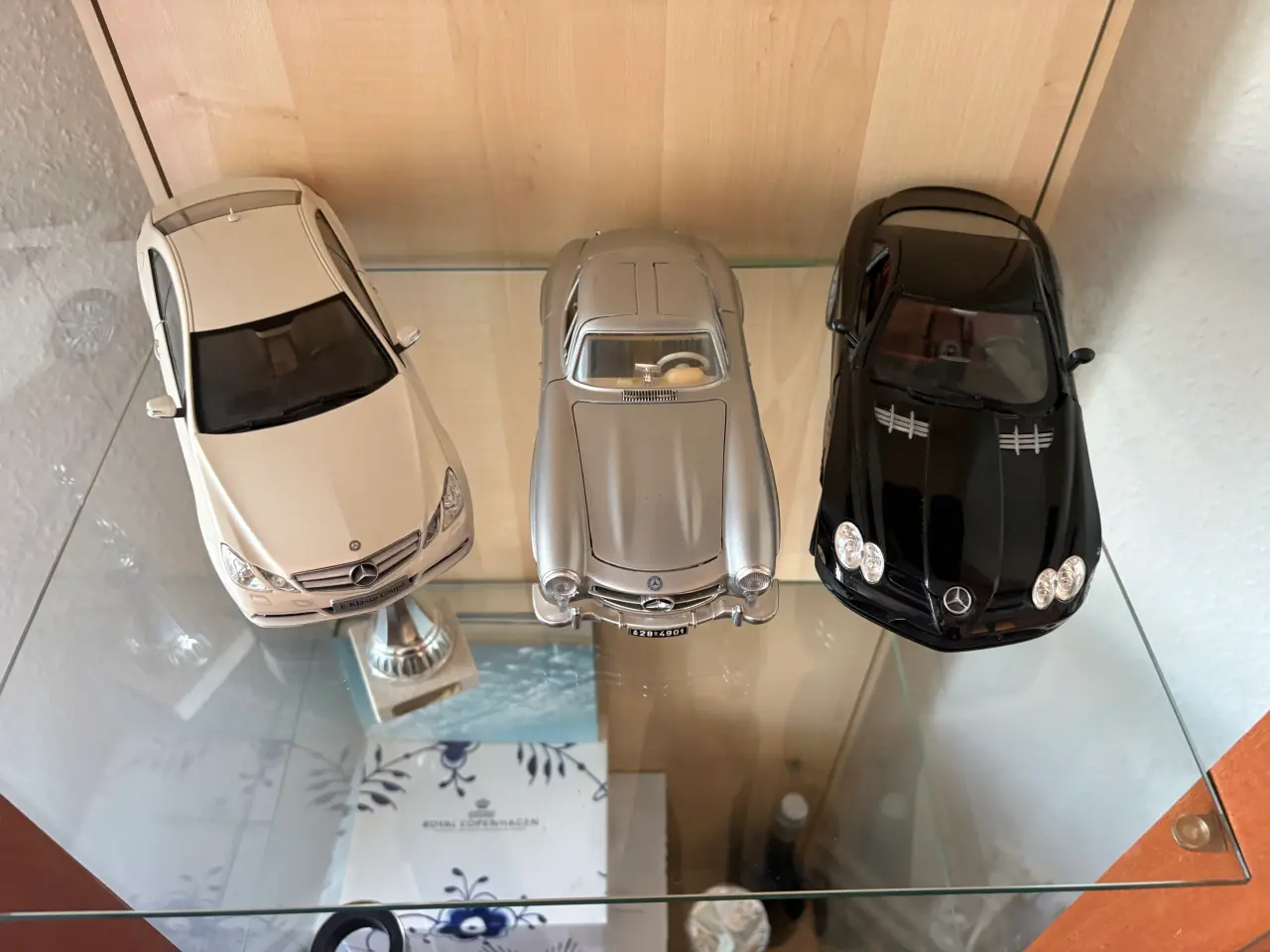 Billede 2 - Små udstillings biler fra mercedes