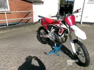 Fantic moto cross maskine