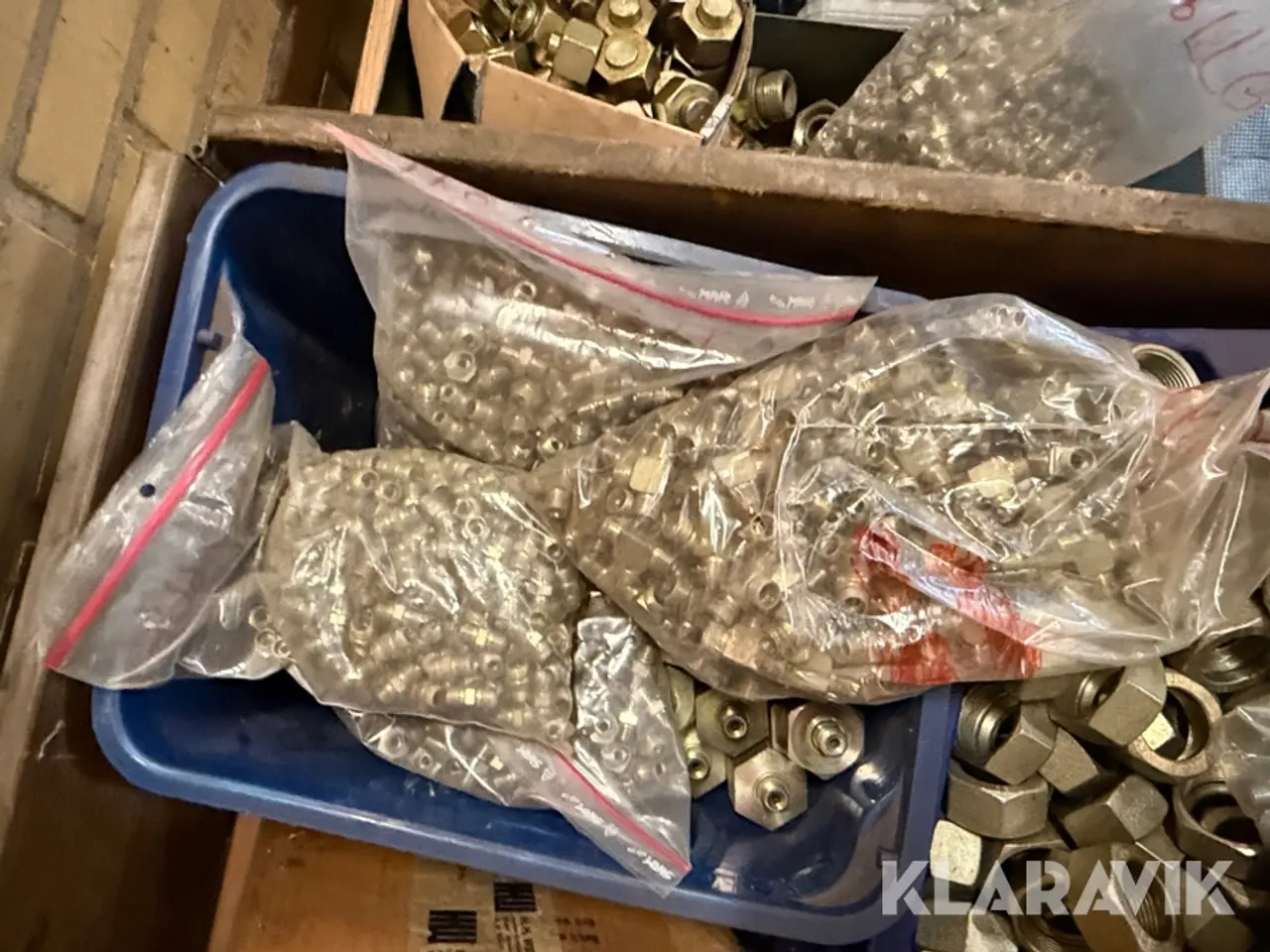 Billede 6 - Lot - Fittings, filterhuse, propper til lynkoblinger og kuglehaner - 1 palle