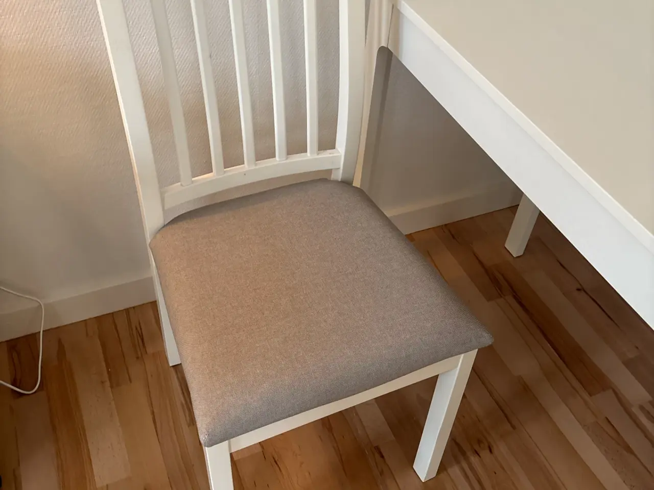 Billede 2 - Kitchen Table and Chairs