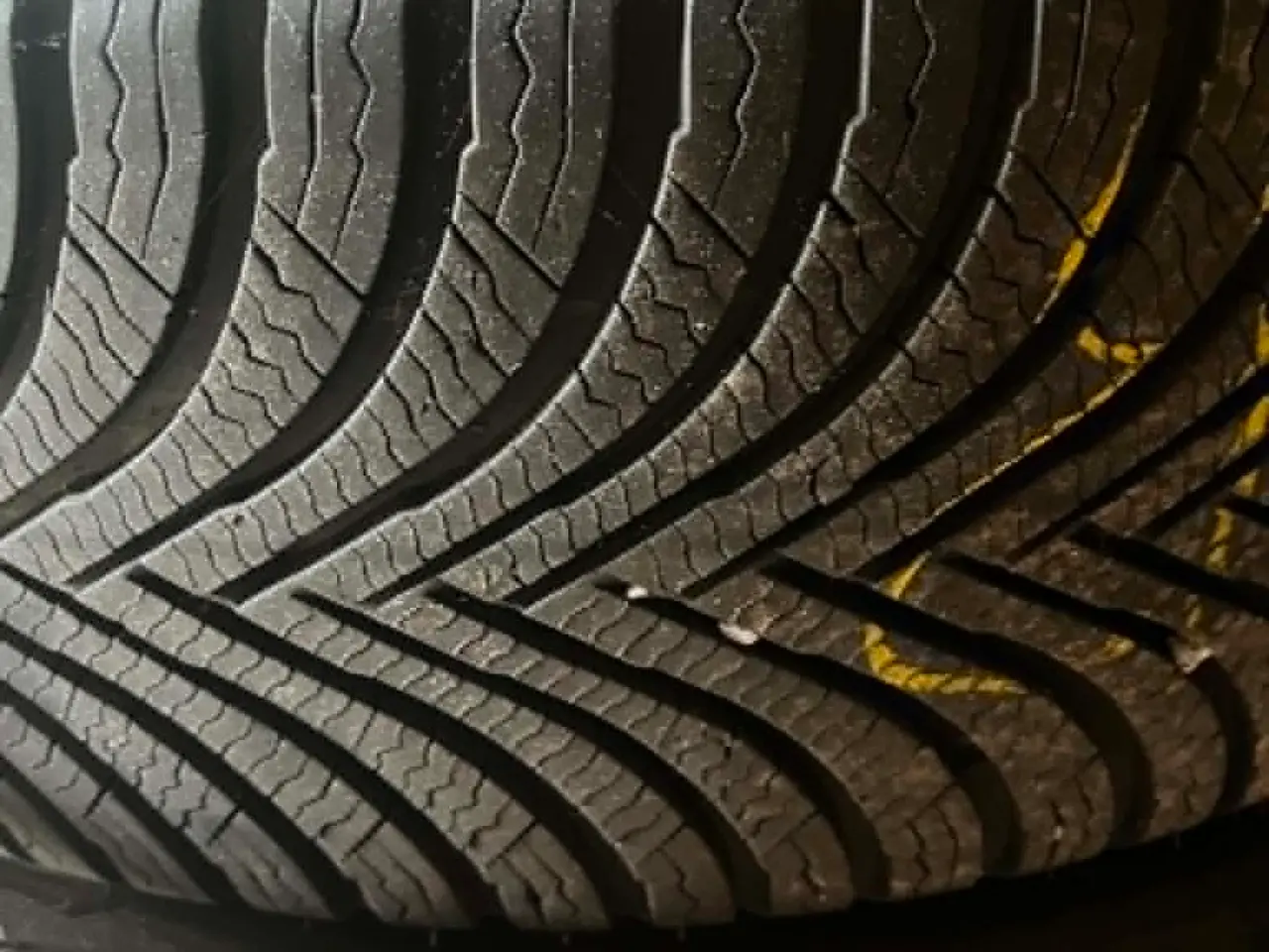 Billede 2 - 4 Vinterdæk på Audi Alufælger passer til Audi Q2