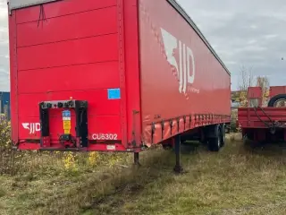 Kel-Berg D500V- 7100 Lukket presennings sættevognstrailer med EL hydraulisk læssebagsmæk