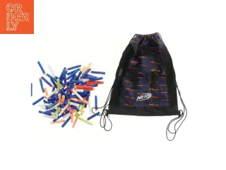 Nerf rygsæk med skumgummi pile fra Nerf (str. 41x36,5 cm)
