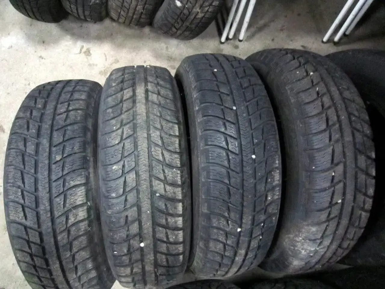 Billede 10 - 14"15"16"17 vinterdæk 30 sæt med masser af mønster