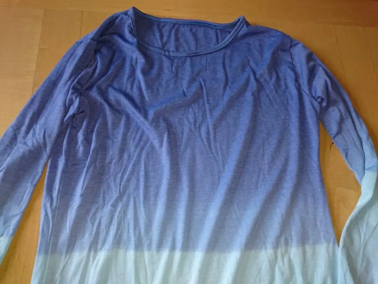Billede 2 - Ny Dyed tunika  str 40/42