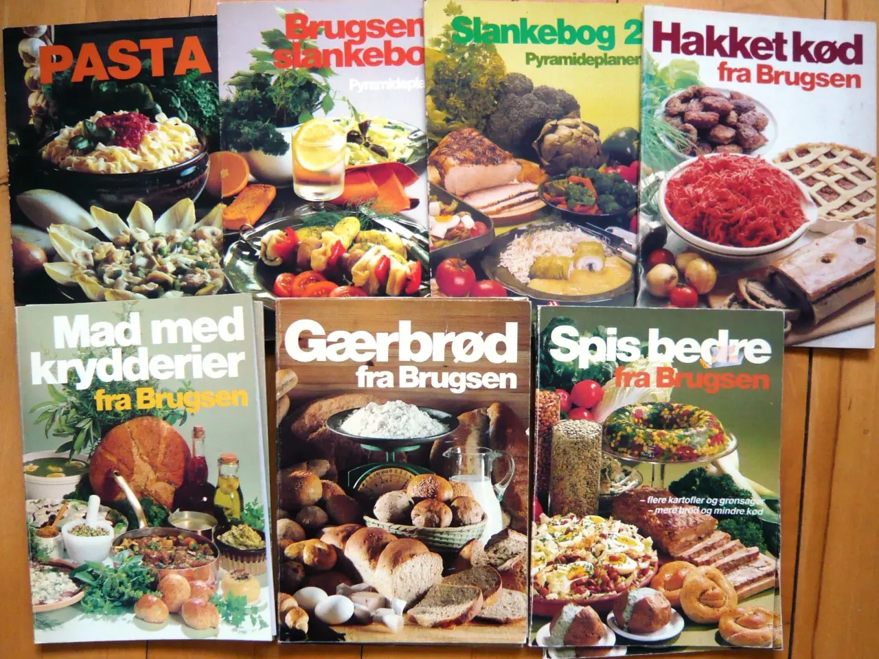Billede 1 - Brugsens køgebøger