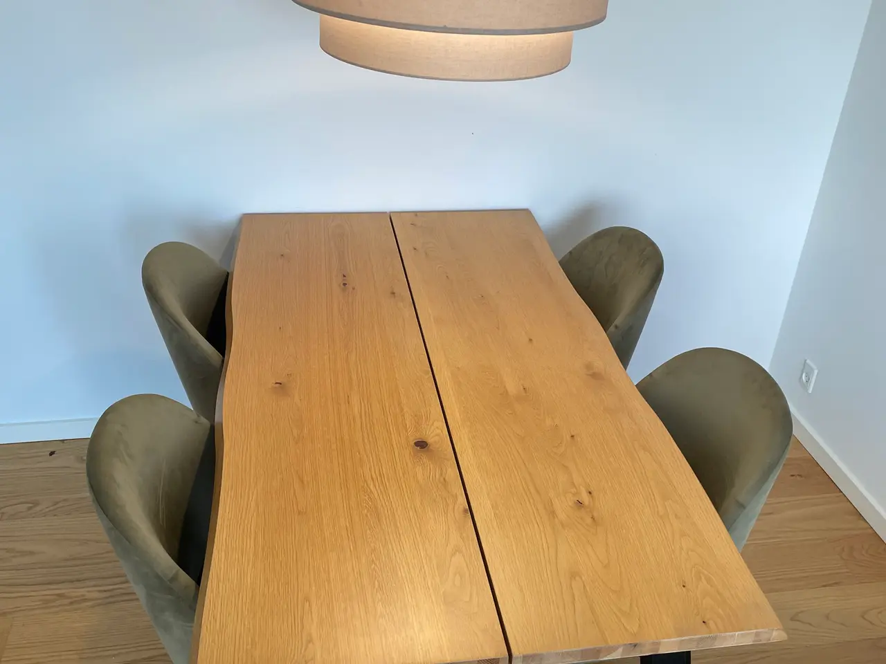 Billede 2 - Spisebord SKOVLUNDE + 4 spisebordsstole