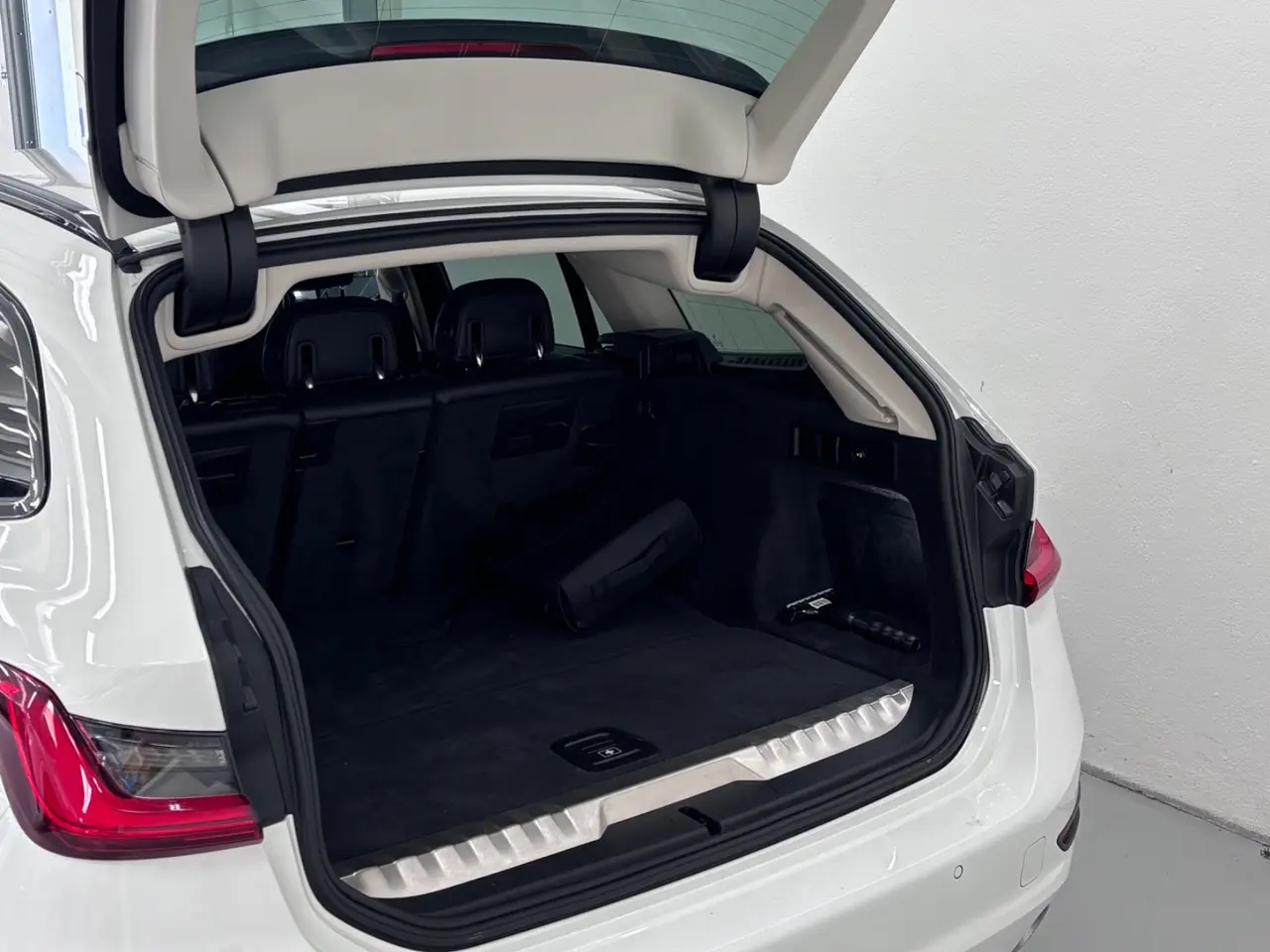 Billede 15 - BMW 330e 2,0 Touring Sport Line aut.
