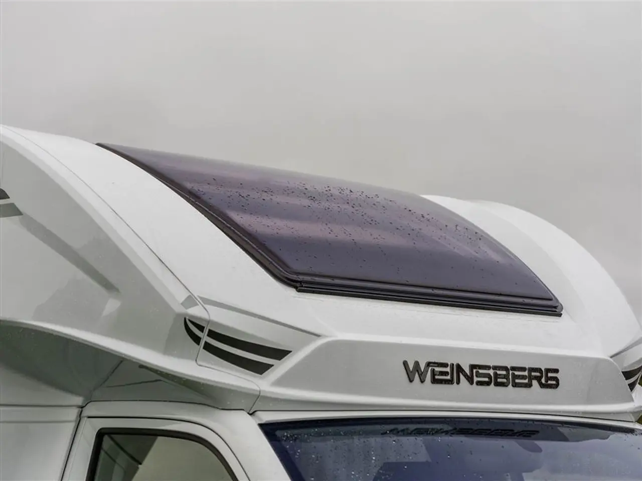 Billede 28 - 2023 - Weinsberg X-Cursion Van 500 LT Kompakt udvendigt, enorm indvendigt
