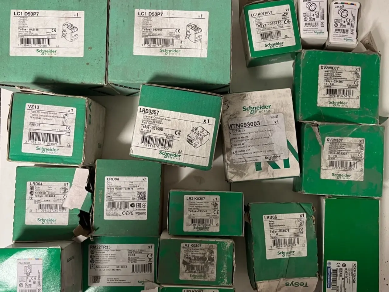 Billede 1 - Schneider Electric Automation parti – 19pcs