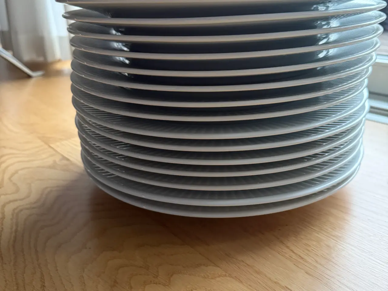 Billede 4 - Pillivuyt Plisse flad tallerken ø 31,5 cm