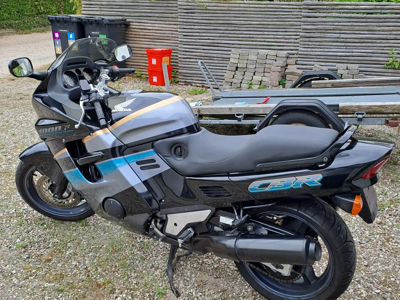 Billede 1 - Honda CBR 1000 F