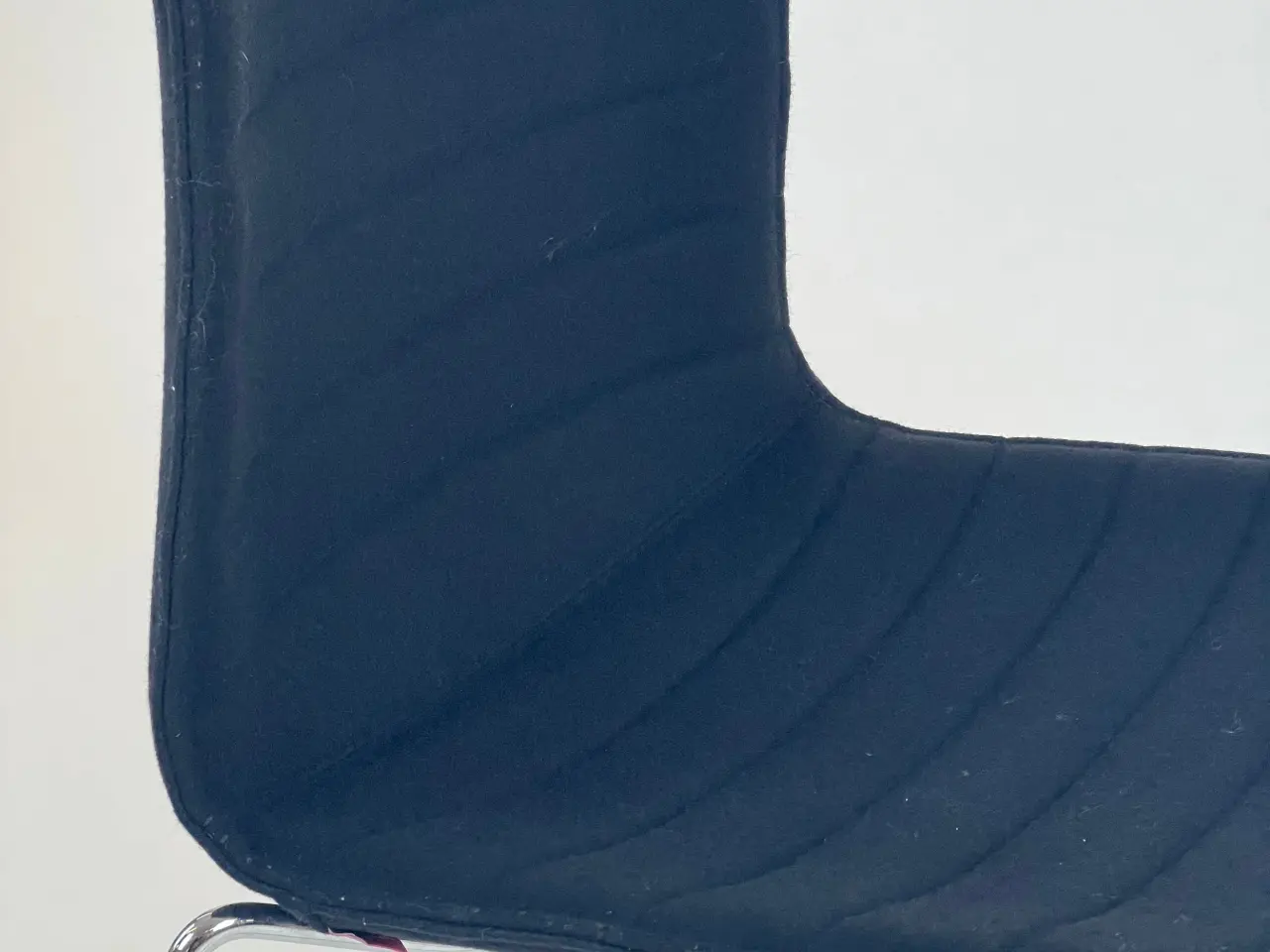 Billede 8 - Arper Catifa 46 Sledge Stol – Sort med Krom Stel