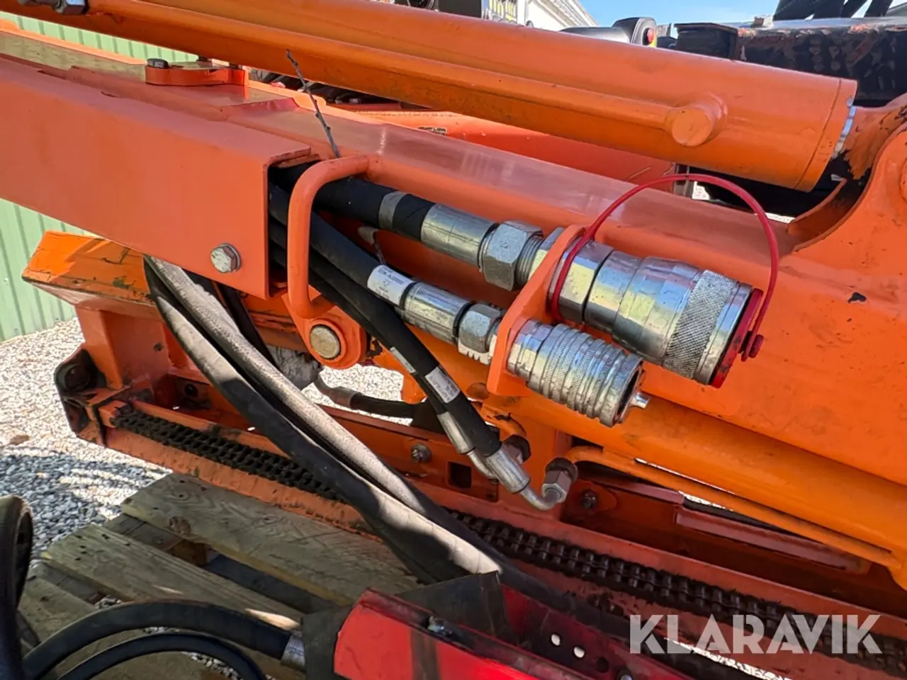 Billede 11 - Frontmonteret armklipper Pronar WWP600 med GK140 klippehoved