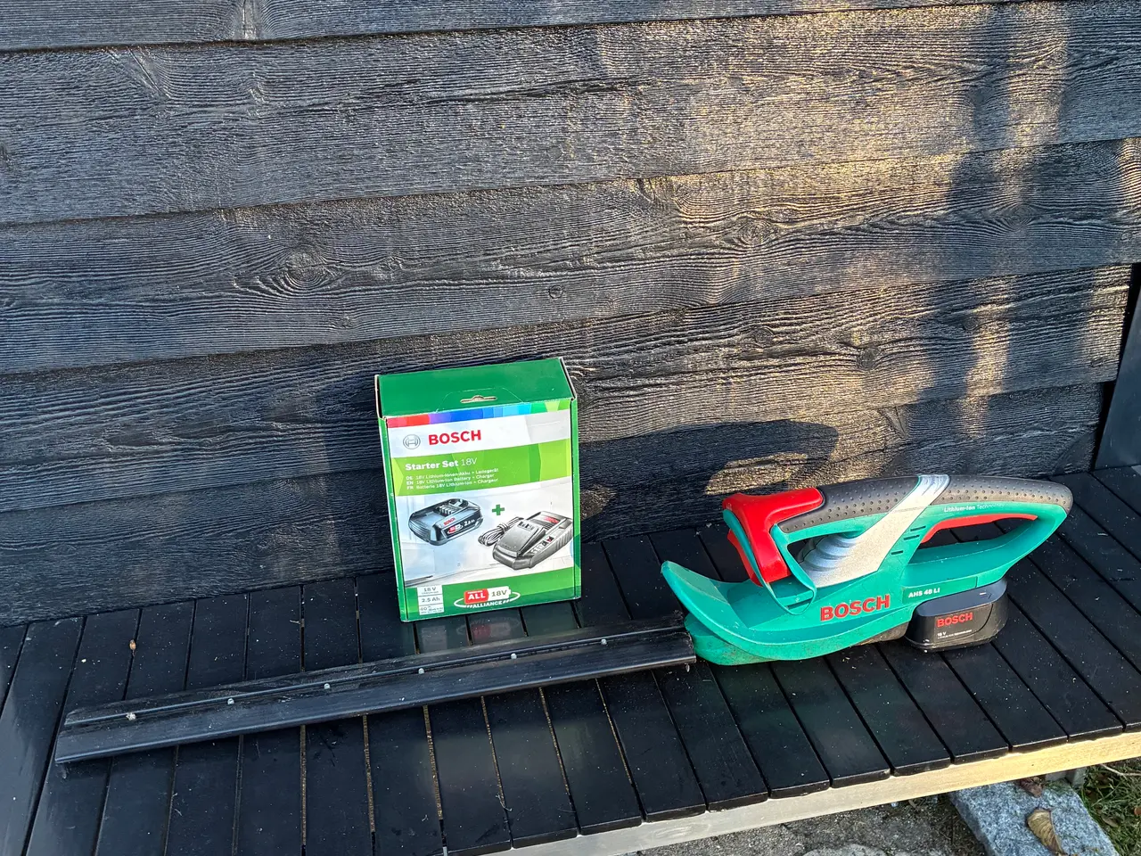 Billede 1 - Hækkeklipper BOSCH 40 cm, 18v