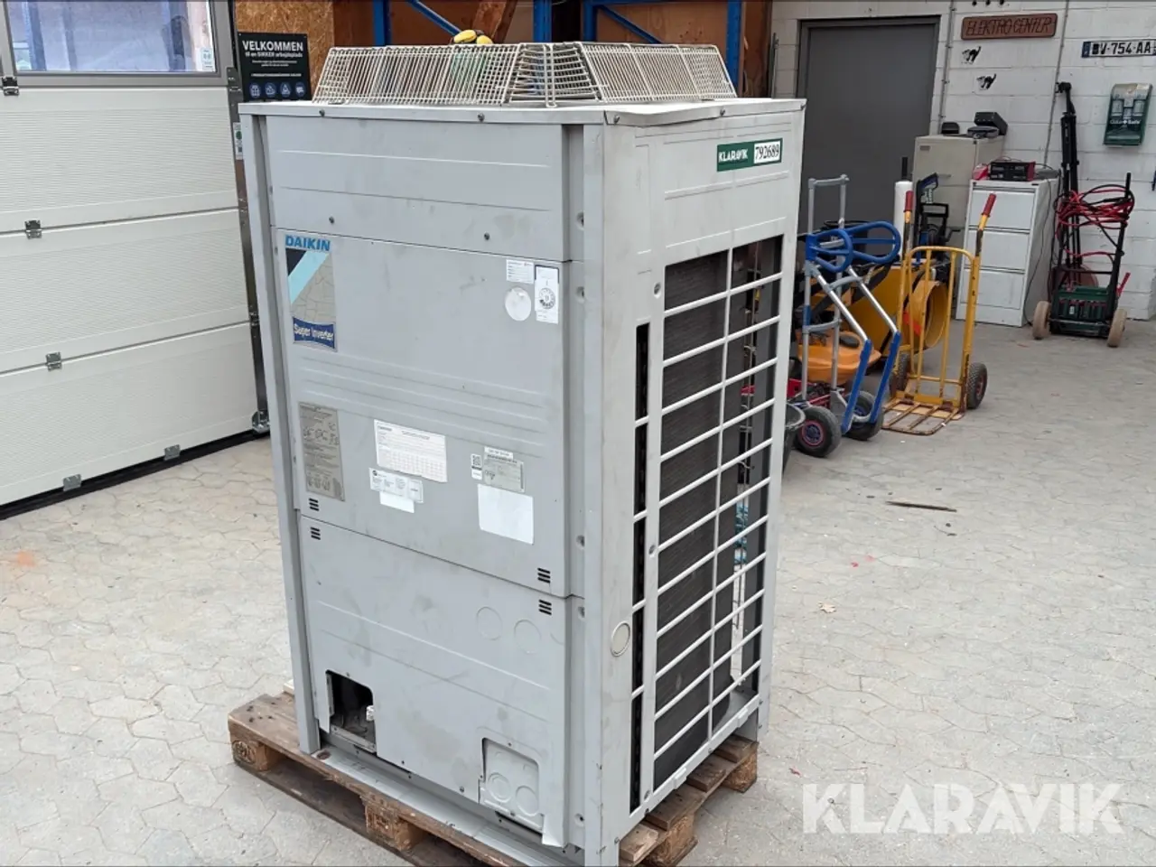 Billede 2 - Inverter Daikin RZQ250C7Y1B udedel