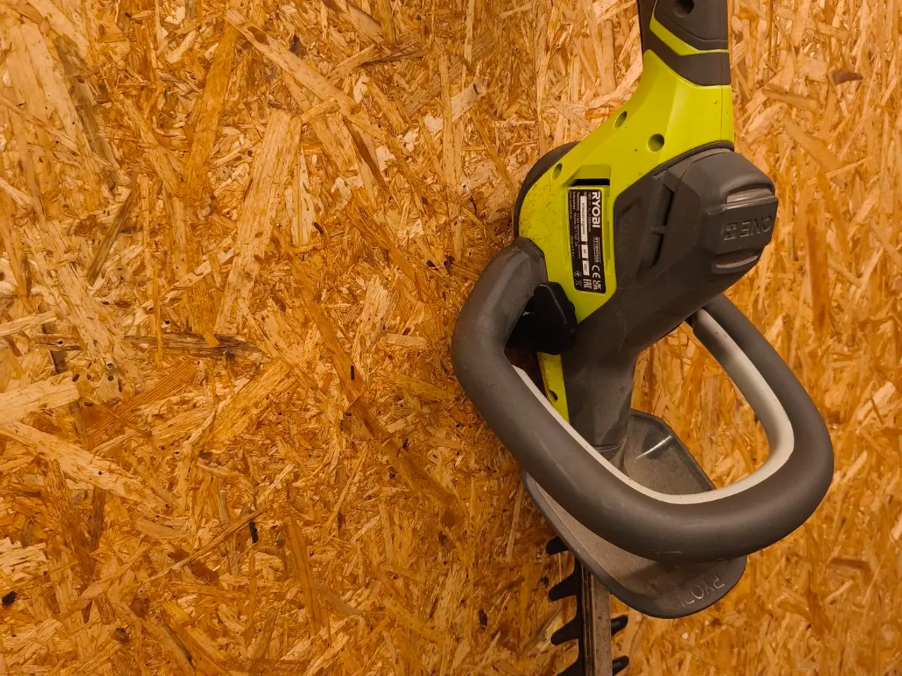 Billede 1 - Ryobi ONE+ holder til hækkeklipper – 3D-print