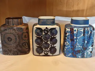 Fajance vaser fra Royal Copenhagen og Aluminia