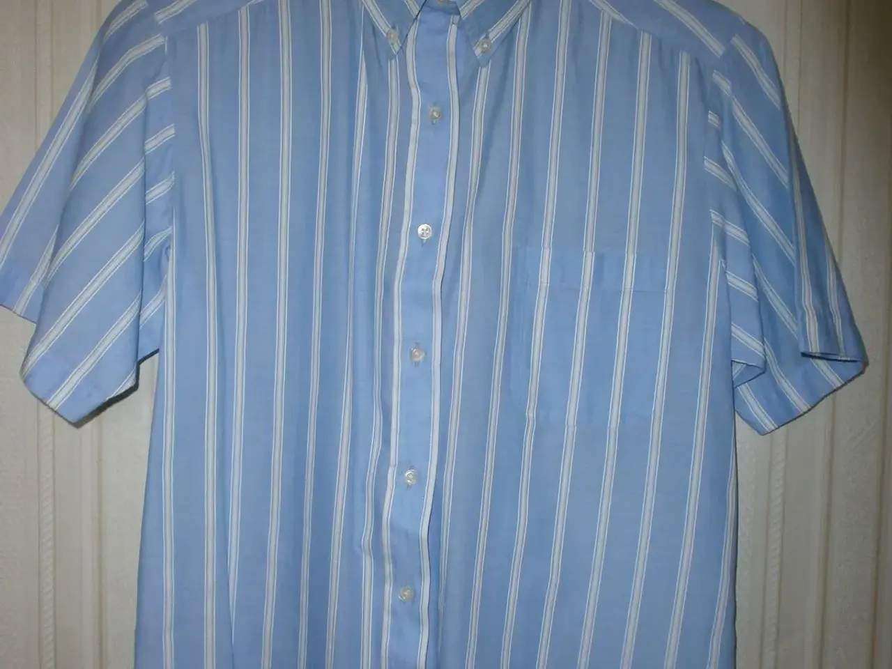 Billede 1 - Burberry - Dameskjorte m/kort ærme