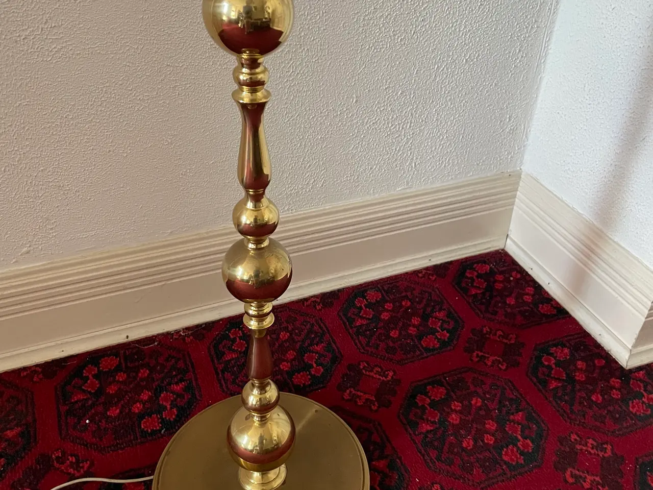 Billede 2 - Smuk vintage standerlampe i messing med løvefødder