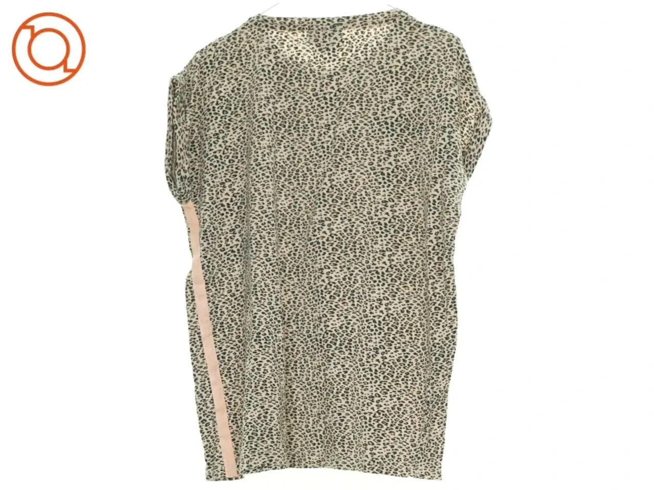 Billede 2 - T-shirt fra Sofie Schnoor (str. 140 cm)