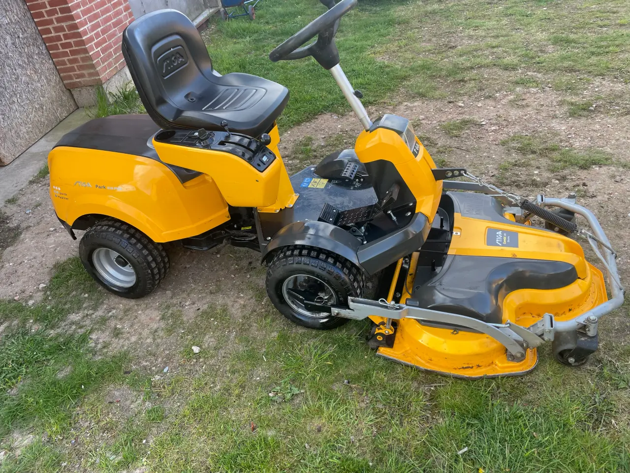 Billede 2 - Stiga Park 416 PVM havetraktor