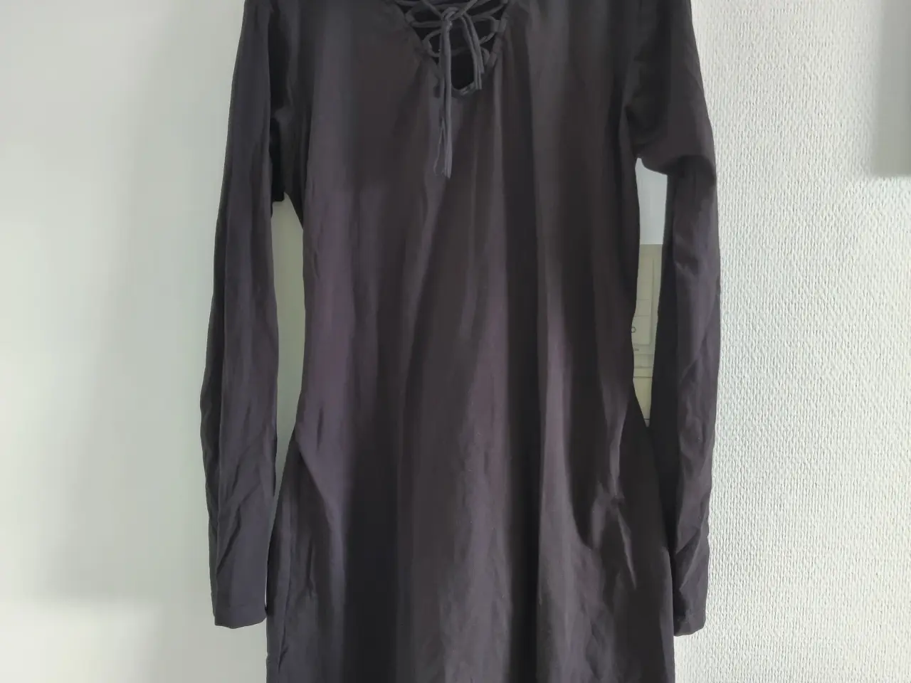 Billede 3 - Sweatshirt-kjole Gothicana