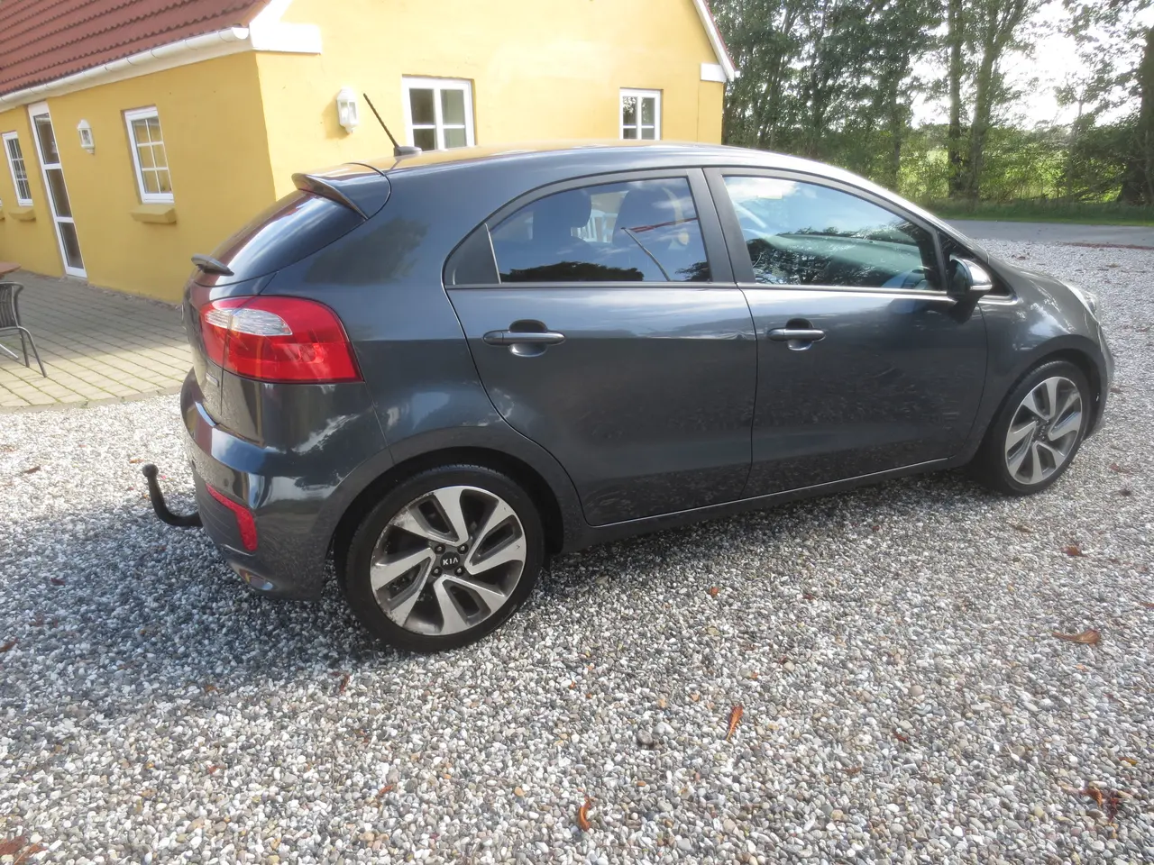 Billede 6 - Pæn Kia Rio 1.2 i År 16 Nysynet.