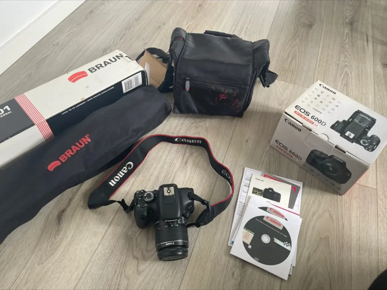 Billede 1 - Canon spejlreflekskamera EOS 600d– komplet startpa