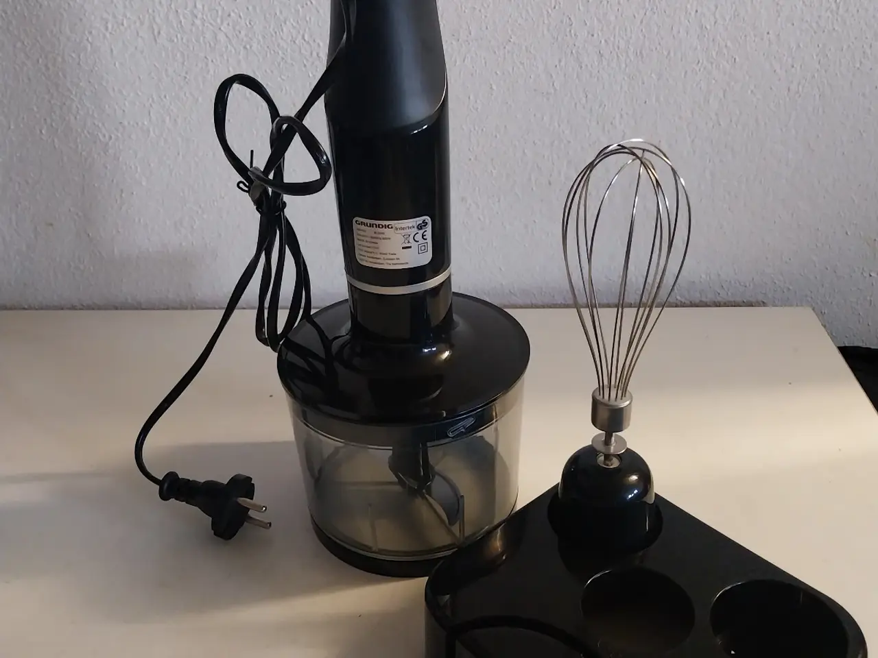 Billede 2 - Grundig minihakker og piskeris