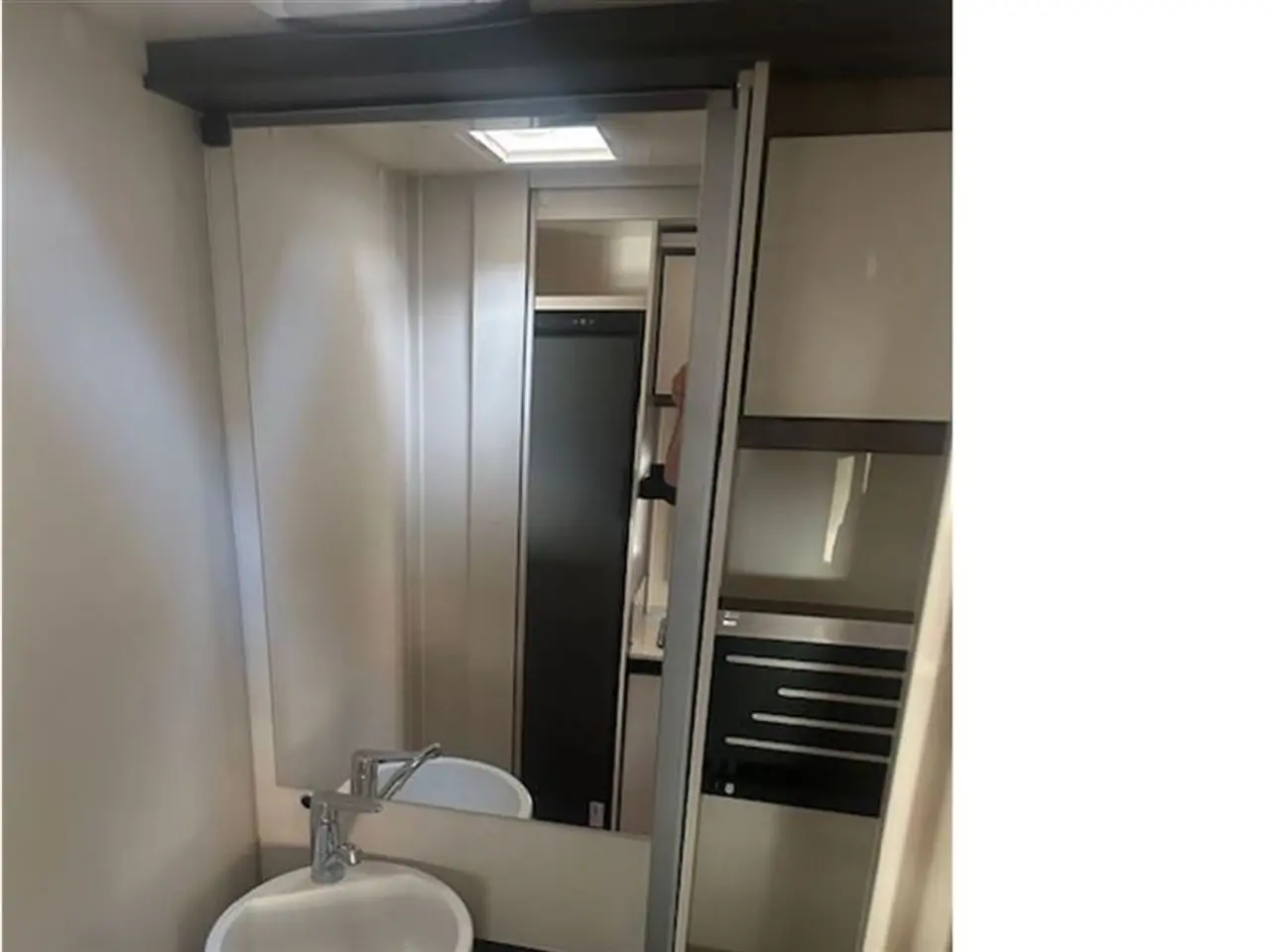 Billede 9 - 2026 - Elnagh Baron 539 Compact NB