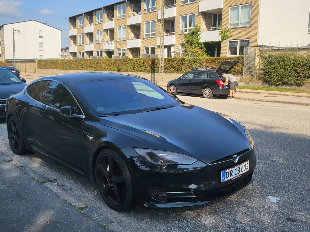 Billede 2 - Tesla Model S 75 Shadowline