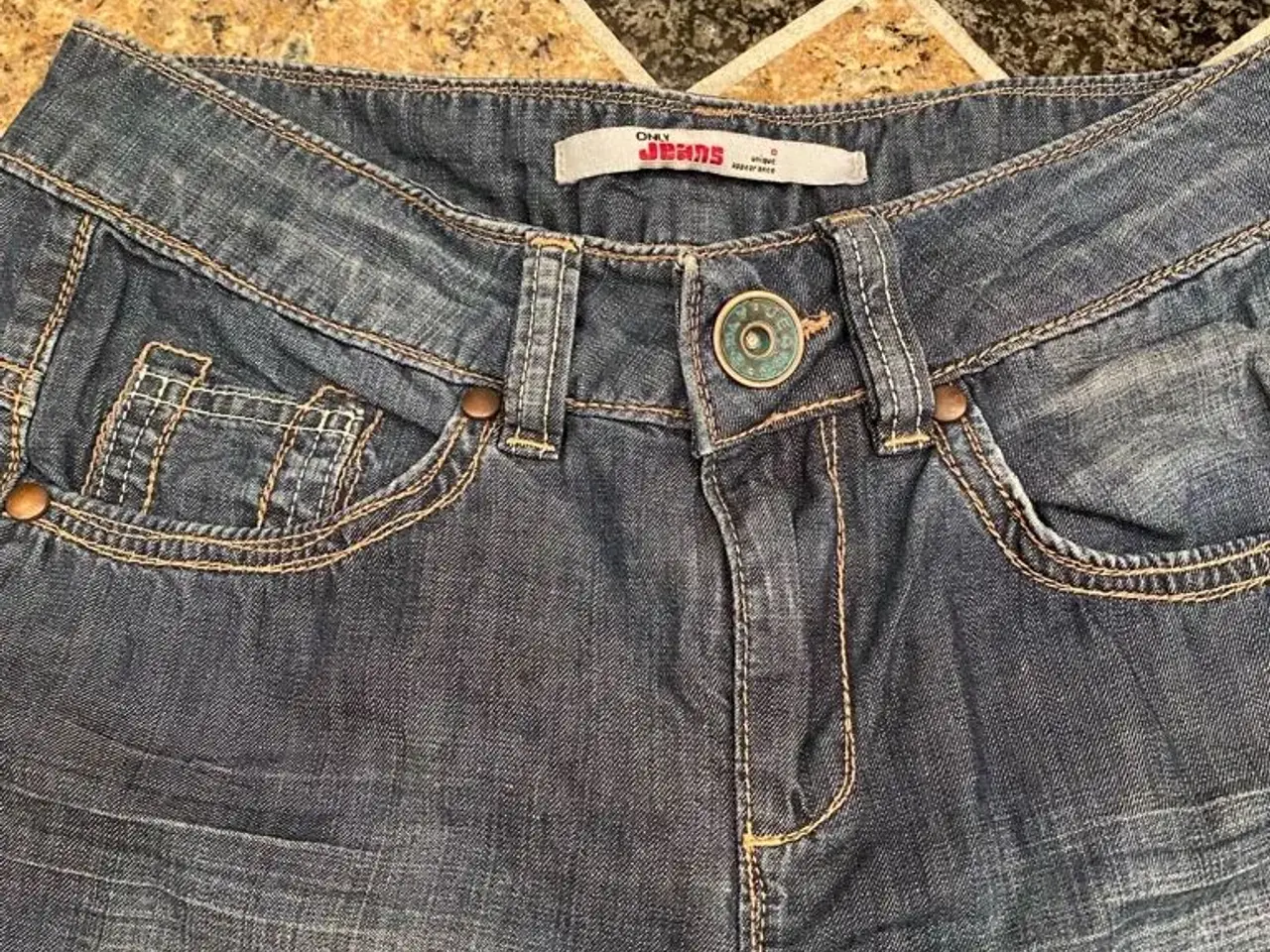 Billede 2 - Only jeans knæbukser str 26