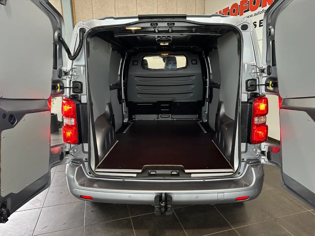 Billede 15 - Peugeot Expert 2,0 BlueHDi 177 L2 Ultimate EAT8 Van