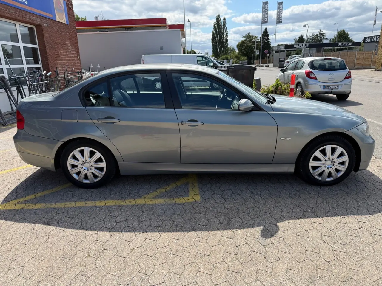 Billede 6 - BMW 320i 2,0