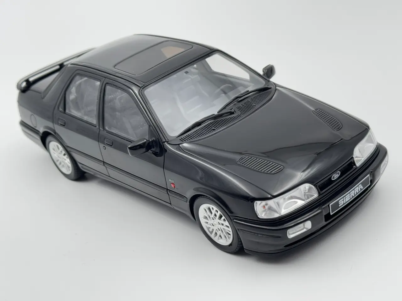 Billede 4 - 1992 Ford Sierra 4x4 Cosworth 1:18  
