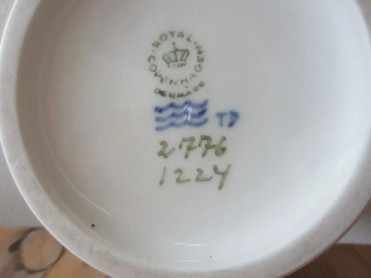 Billede 1 - Kongelig Porcelænsvase