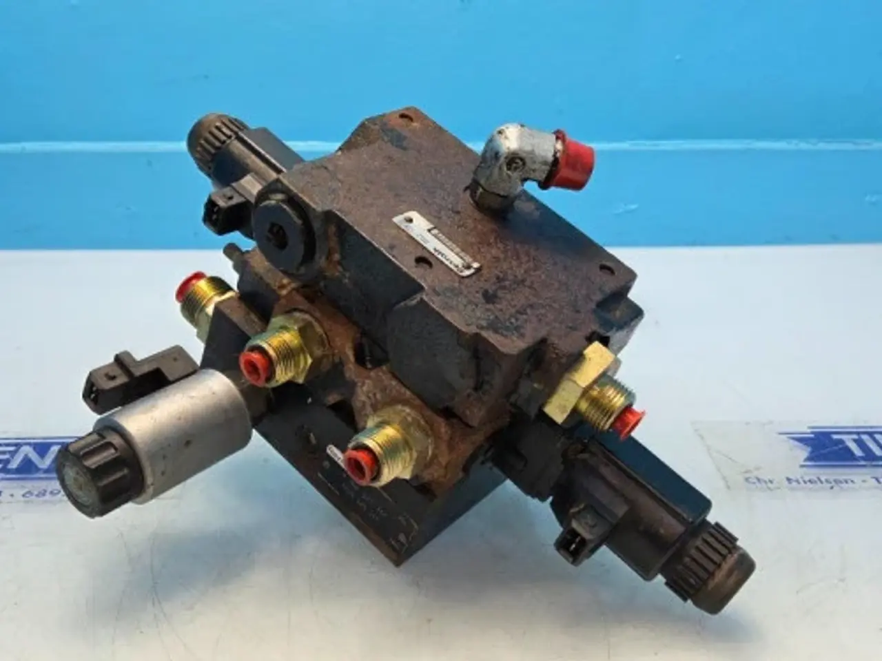 Billede 8 - New Holland CR9080 Hydraulikventil 87313989