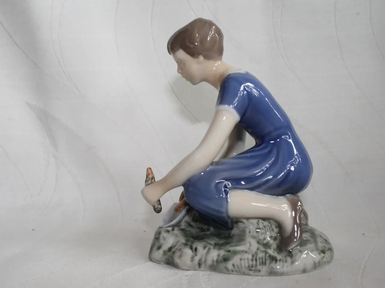 Billede 2 - Havepige, figur fra Bing og Grøndahl