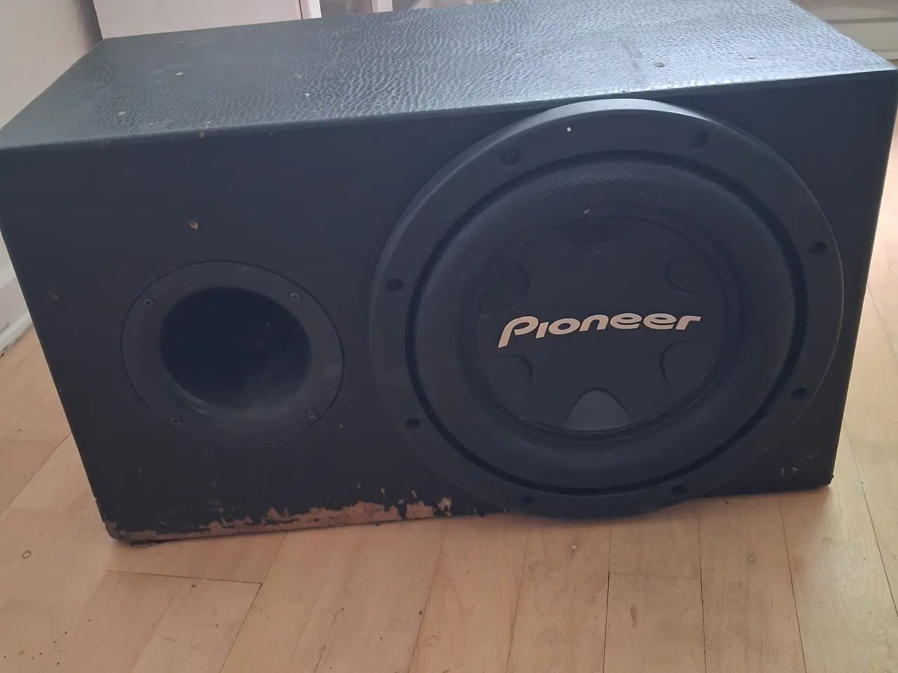 Billede 2 - Subwoofer med forstærker sælges 
