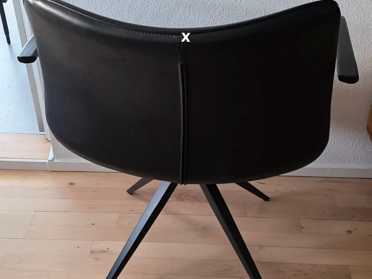 Billede 6 - 2 Brede loungestole/spisebordsstole