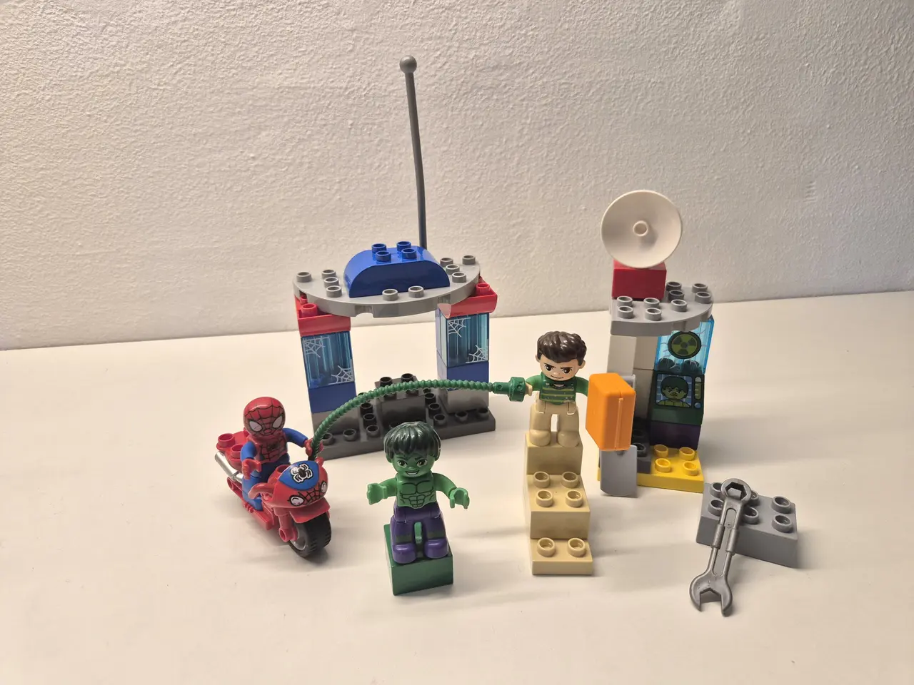 Billede 1 - Duplo Spiderman, Hulk og Sandman samt forskelligt 
